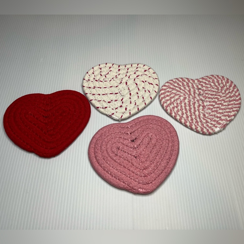 🆕 Heart-Shaped Braided Coasters